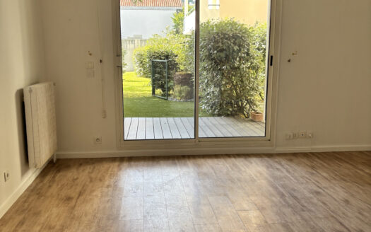 BIARRITZ T2 JARDIN PARKING
