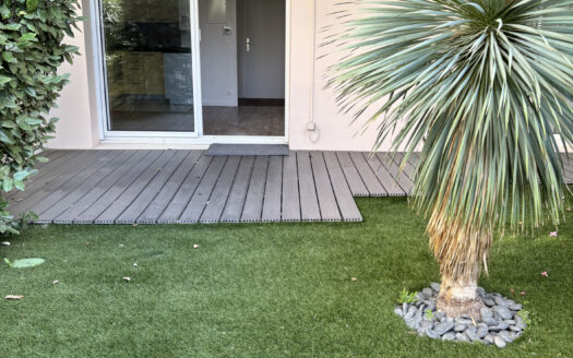 BIARRITZ T2 JARDIN PARKING